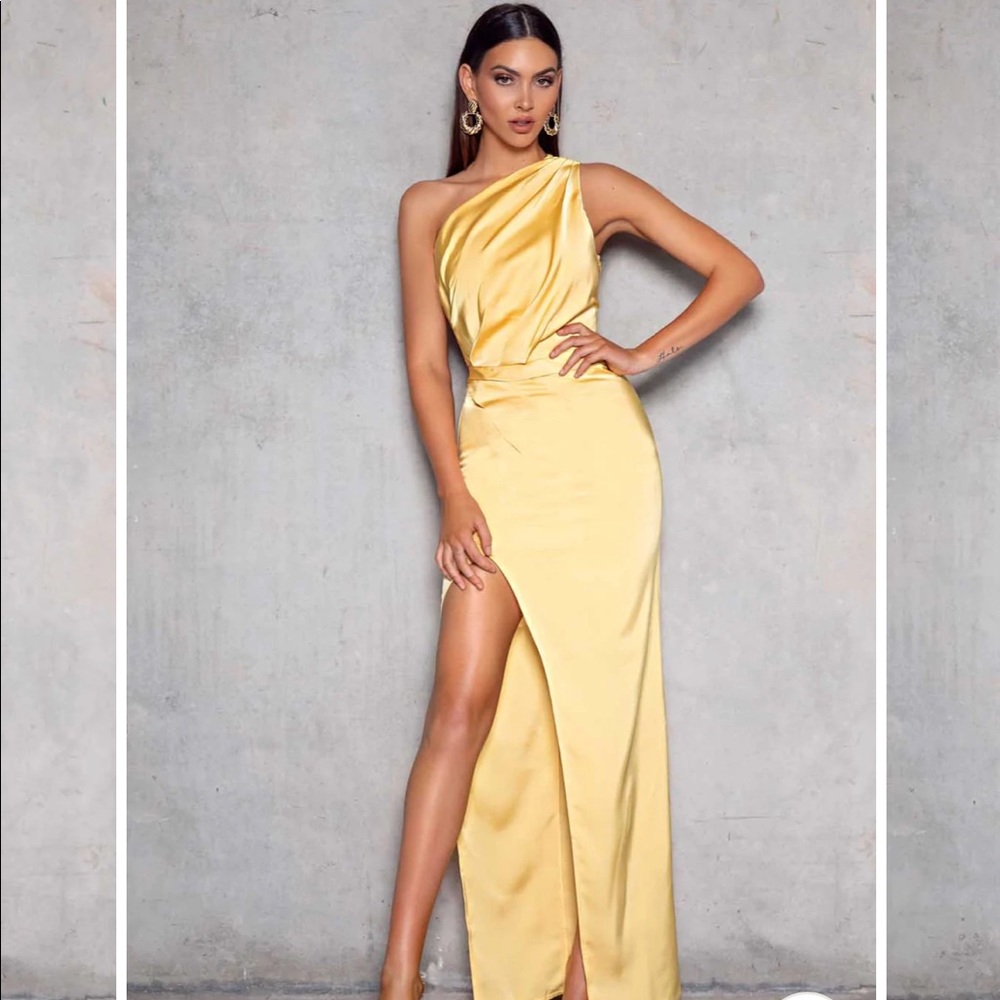 JAUS YELLOW DRESS NEVER WORN!!